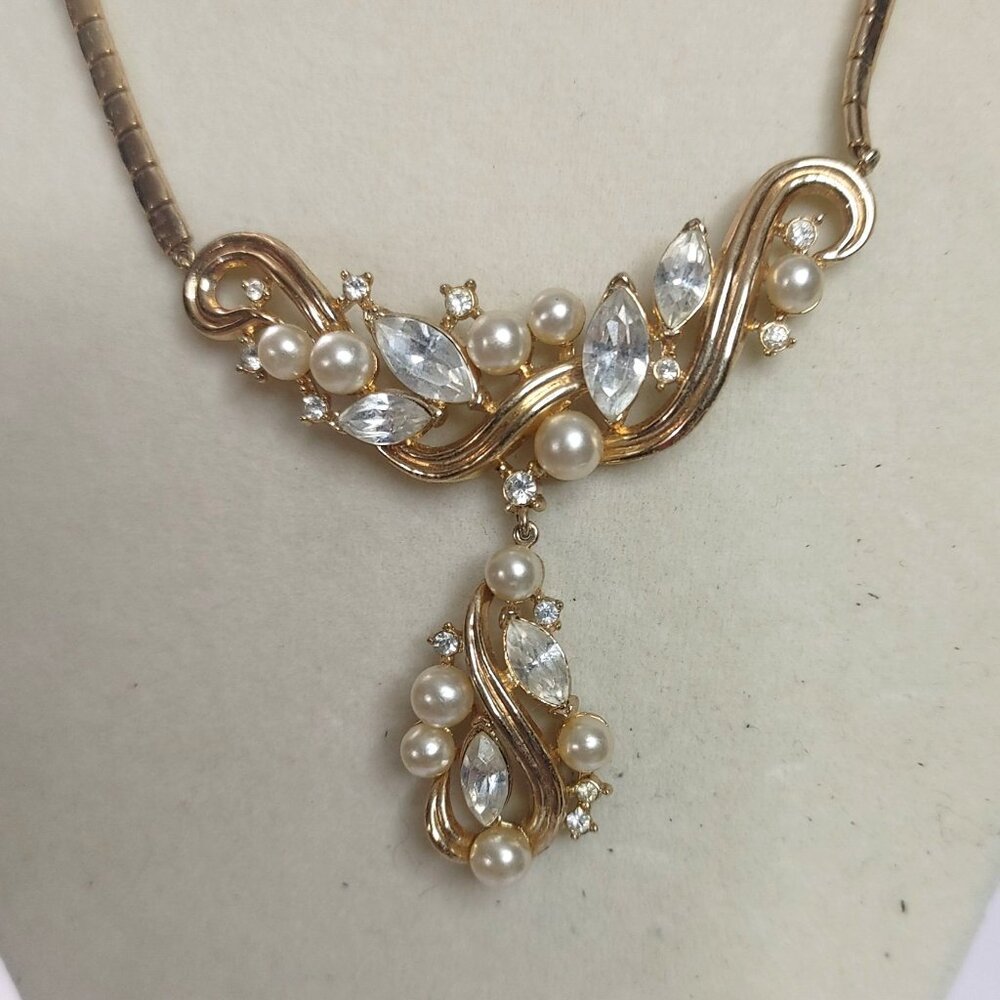 Vintage Trifari Necklace Pat Pend Gold Tone Faux Pearl Rhinestone Pendant